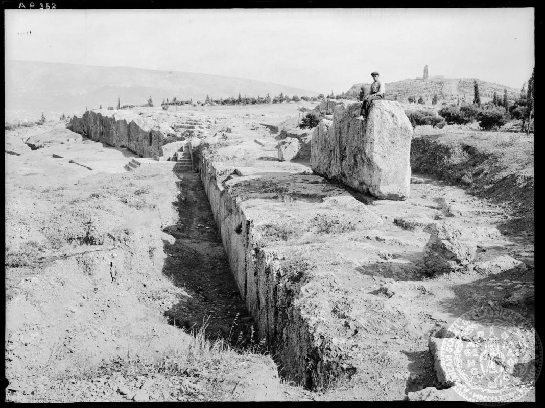 The Pnyx, a place of inspiration for the ancient and modern times (American School of Classical Studies at Athens, Archaeological Photographic Collection, AP 0352).